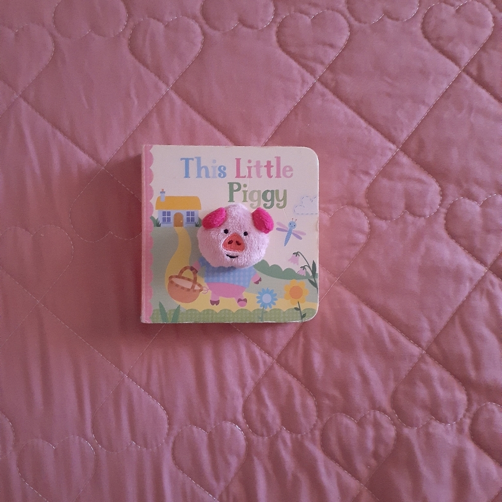 📚🎨 3/$15 This Little Piggy Book